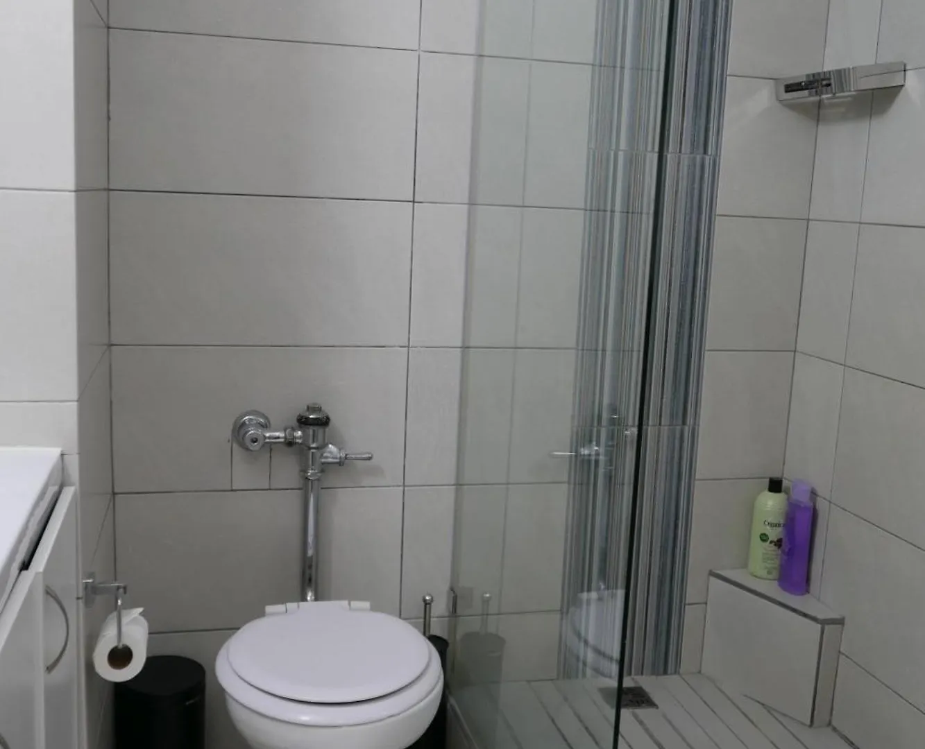 Centurion 207 Luxury Sea Point One Bedroom Apartment With Access To Magnificent Pool Perfect Location By Super Host Melvyn Cape Town 0*,  South Africa