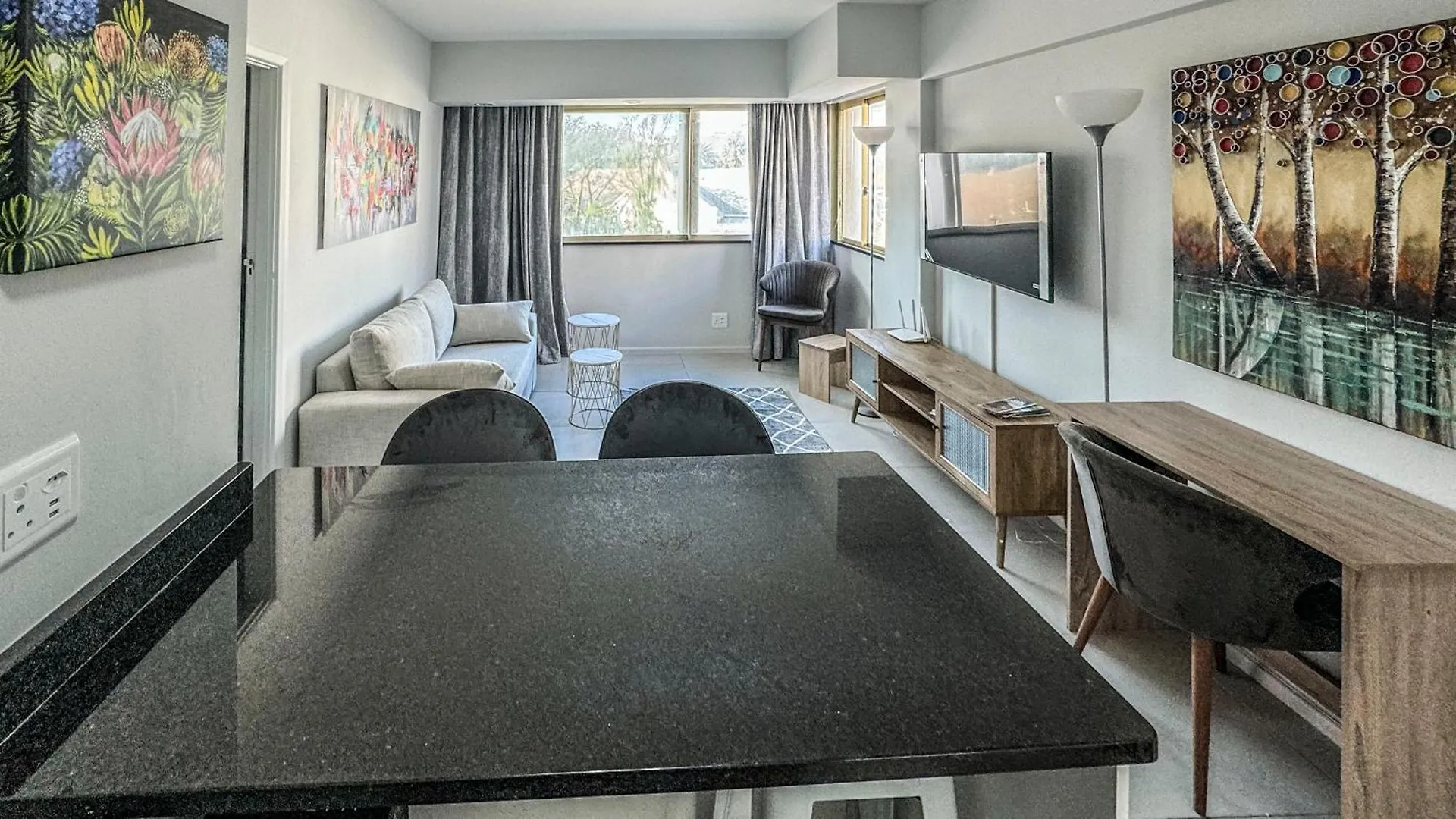 Centurion 207 Luxury Sea Point One Bedroom Apartment With Access To Magnificent Pool Perfect Location By Super Host Melvyn Cape Town South Africa