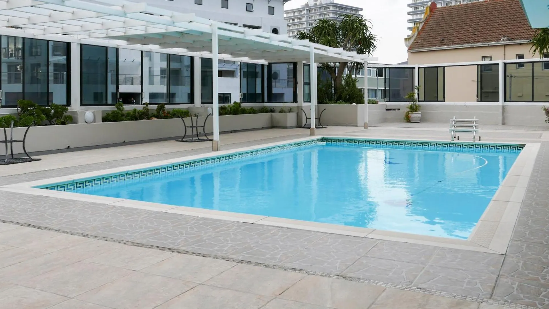 Centurion 207 Luxury Sea Point One Bedroom Apartment With Access To Magnificent Pool Perfect Location By Super Host Melvyn Cape Town