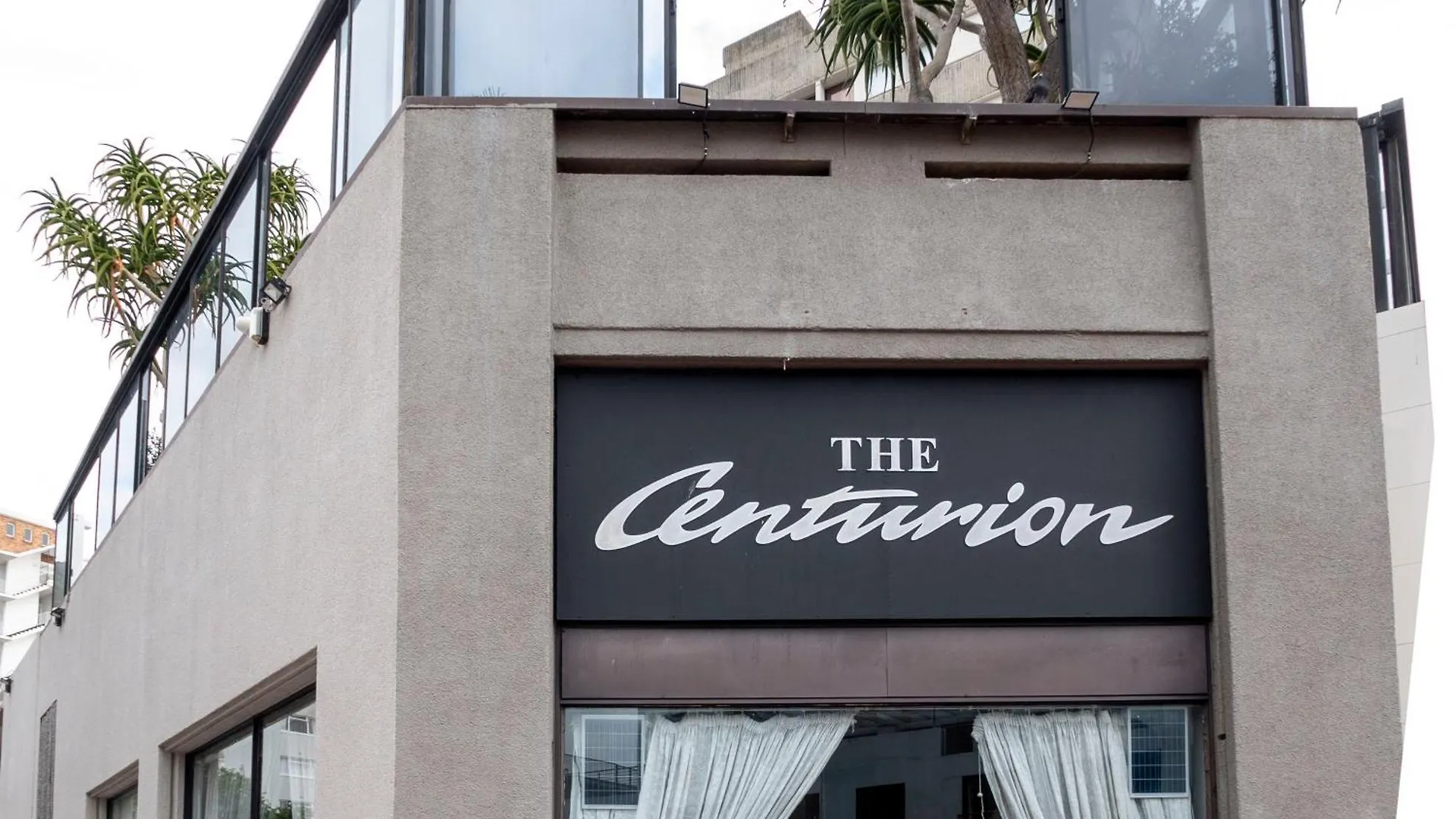 Centurion 207 Luxury Sea Point One Bedroom Apartment With Access To Magnificent Pool Perfect Location By Super Host Melvyn Cape Town South Africa